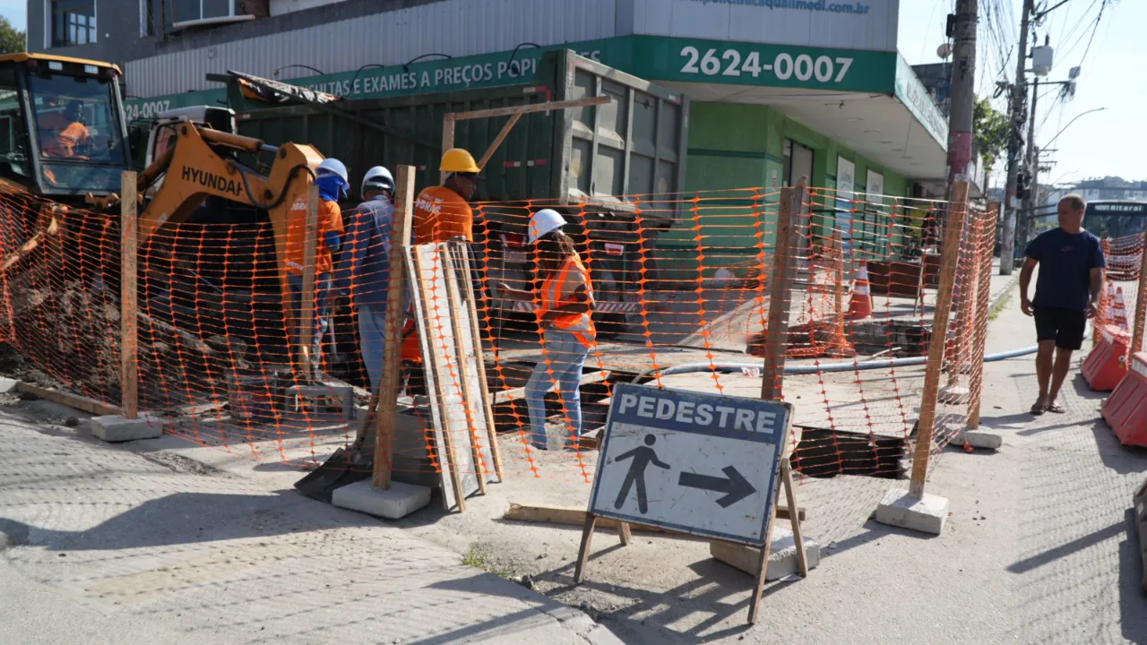 Obras de drenagem em Neves avançam para reduzir alagamentos