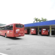 Ônibus Vermelhinho do Tarifa Zero circula em Maricá durante operação especial para eventos