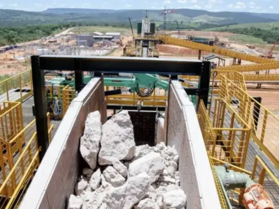 Produção industrial ligada a fertilizantes e minerais beneficiada por novas linhas de crédito