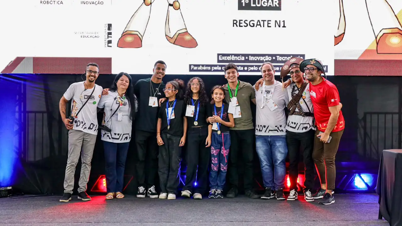 Estudantes da PUD Santa Bárbara participam da Olimpíada Brasileira de Robótica em Maricá