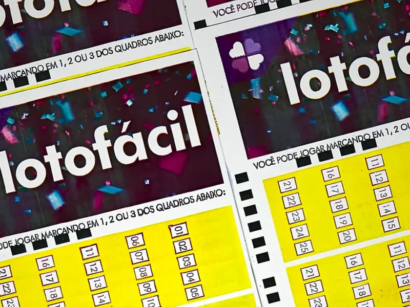 Concurso 3776 da Lotofácil, com resultado dos números sorteados nesta segunda-feira, 31/08, bem como prêmios de todas as faixas de acerto. Soma do total de apostas realizadas, e análises econômicas, financeiras e lotéricas tanto sobre as ganhadoras quanto perdedoras, com base na arrecadação | Enzo Carvalho