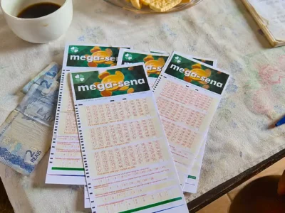 Concurso 3049 da Mega-Sena, com resultado dos números sorteados no quinta-feira, 27/08, bem como prêmios de todas as faixas de acerto. Soma do total de apostas realizadas, e análises econômicas, financeiras e lotéricas tanto sobre as ganhadoras quanto perdedoras, com base na arrecadação.