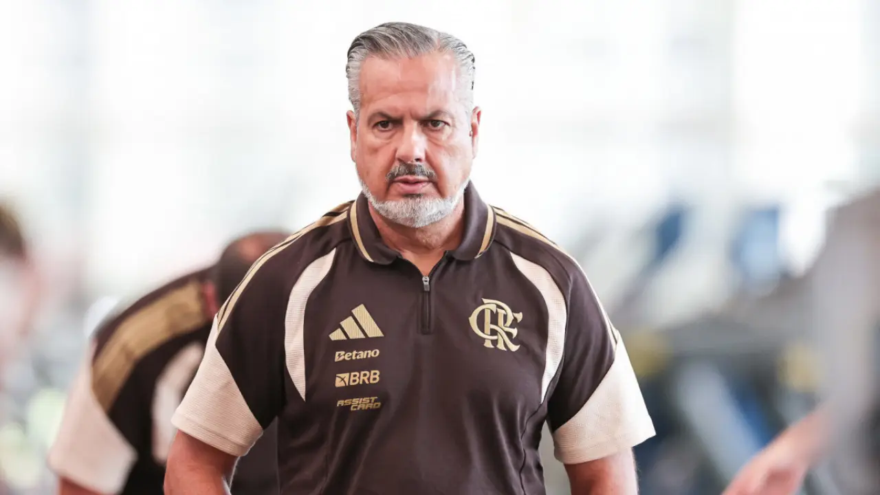Thiago Almada é alvo de Flamengo e River Plate no mercado da bola