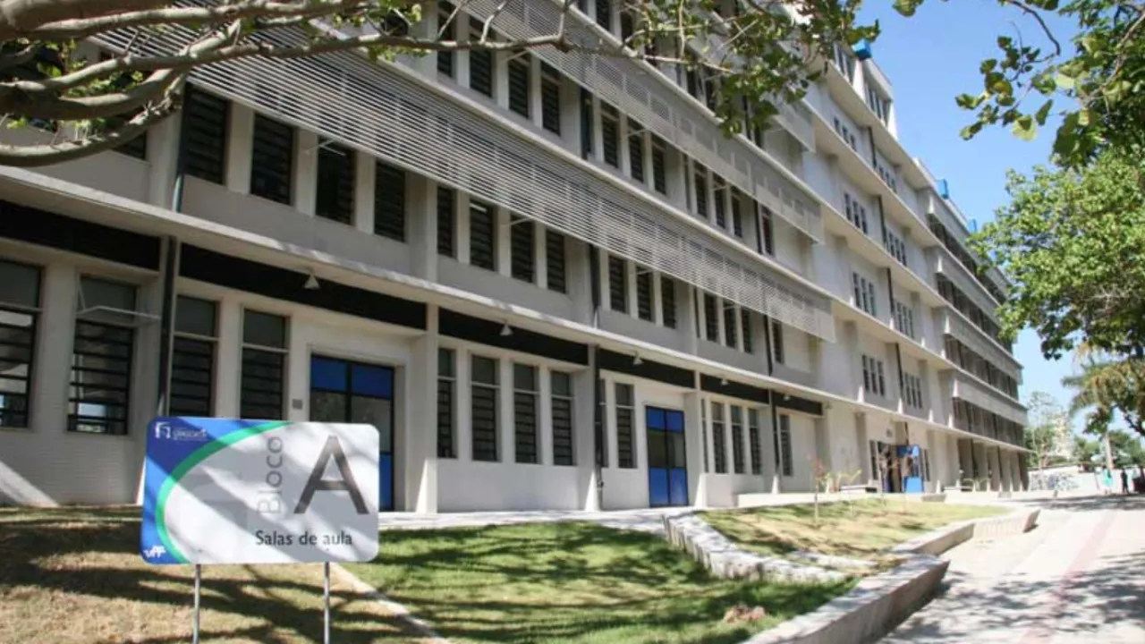 Campus do Gragoatá da UFF em Niterói Campus do Gragoatá da UFF em Niterói