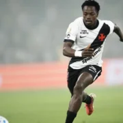 Jogadores do Vasco durante partida fora de casa pelo Campeonato Brasileiro