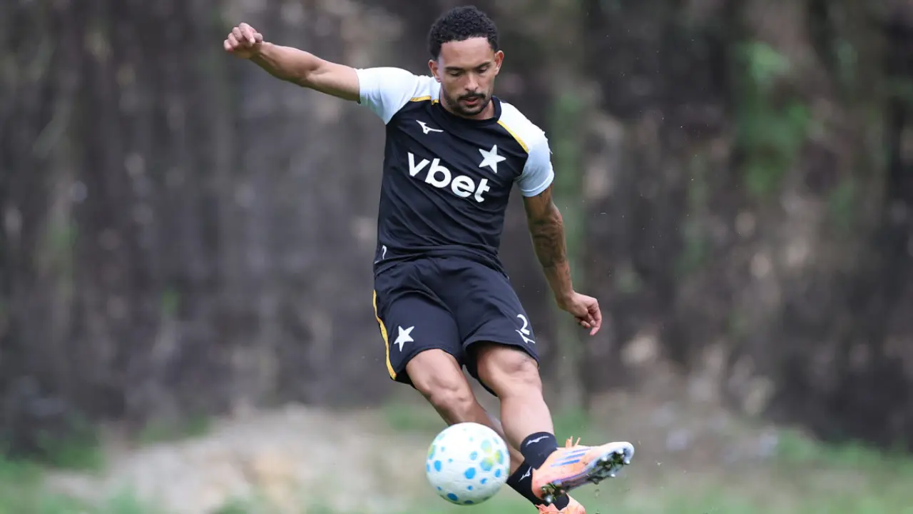Vitinho fala sobre Seleção Brasileira e ausência na Copa do Mundo