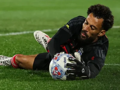 Vozinha estreia pelo Colo-Colo após se destacar por Cabo Verde na Copa do Mundo de 2026