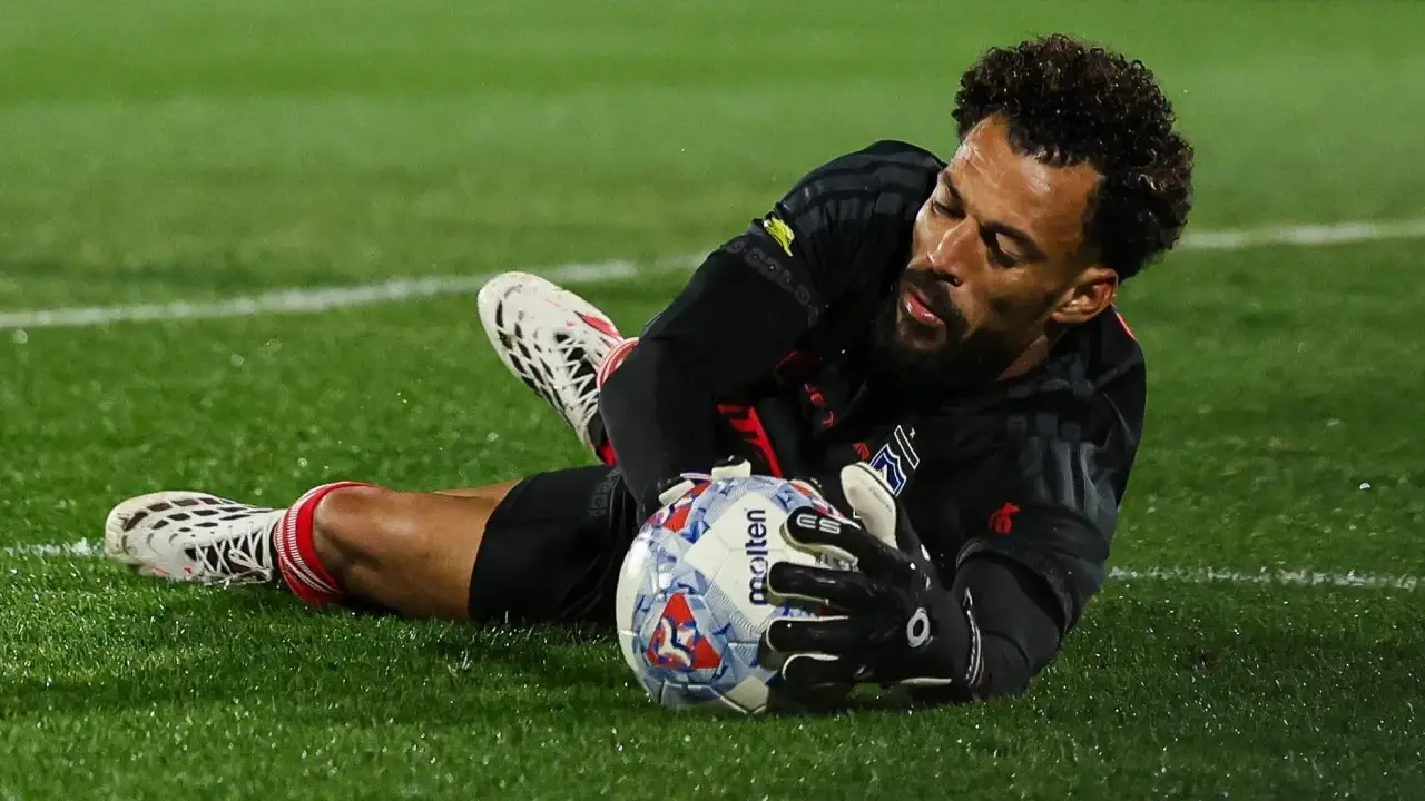 Vozinha estreia pelo Colo-Colo após se destacar por Cabo Verde na Copa do Mundo de 2026