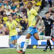 Rayan comemora gol do Brasil contra a Austrália em amistoso em Townsville
