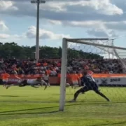 Lance do jogo de ida entre Nova Iguaçu e Boavista pela final da Copa Rio de 2026