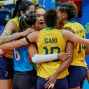 Seleção brasileira feminina de vôlei comemora classificação para Los Angeles 2028