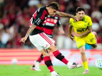 Jorge Carrascal em partida pelo Flamengo durante o Campeonato Brasileiro de 2026