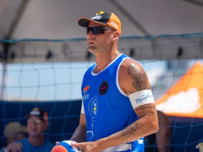 Atleta participa do Circuito Carioca de Vôlei de Praia, que estreia na Praia de Icaraí em Niterói