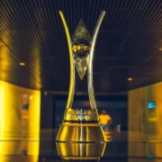Troféu do Campeonato Brasileiro Feminino exposto antes da decisão do torneio