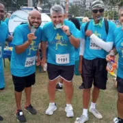 Participantes da Caminhada e Corrida Longevidade durante evento esportivo em Niterói