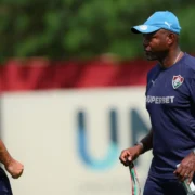 Marcão durante partida do Fluminense na temporada de 2026