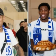 Gonzalo Plata e Matheus Martins durante chegada à Rússia para negociações com o Dínamo de Moscou