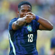 Endrick durante período de preparação com a Seleção Brasileira na Austrália