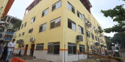 Obras da Escola Municipal Lucília Gomes Monteiro da Silveira, no Engenho do Mato, que terá 400 vagas em tempo integral