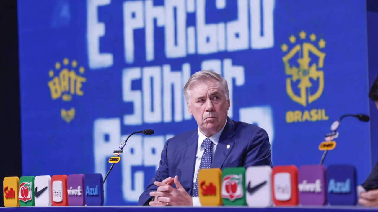 Carlo Ancelotti durante anúncio da convocação da Seleção Brasileira para o início do ciclo da Copa do Mundo de 2030