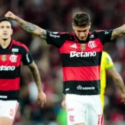 Carrascal comemora pelo Flamengo durante vitória sobre o Mirassol no Campeonato Brasileiro
