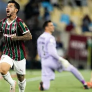 Lucho Acosta comemora gol do Fluminense na vitória sobre o Vasco pelo Campeonato Brasileiro