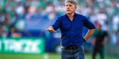 Renato Gaúcho durante passagem como treinador do Grêmio