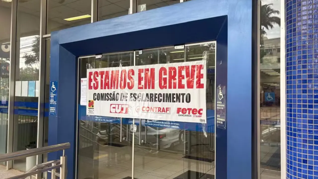 Faixa anuncia greve dos empregados da Caixa Econômica Federal