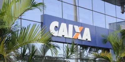 Fachada da Caixa Econômica Federal durante greve nacional dos empregados