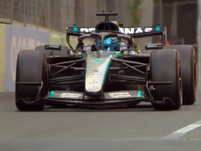 George Russell durante classificação para o GP do Azerbaijão de Fórmula 1 em Baku