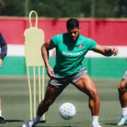 Hulk em ação pelo Fluminense antes das quartas de final da Libertadores contra o Platense