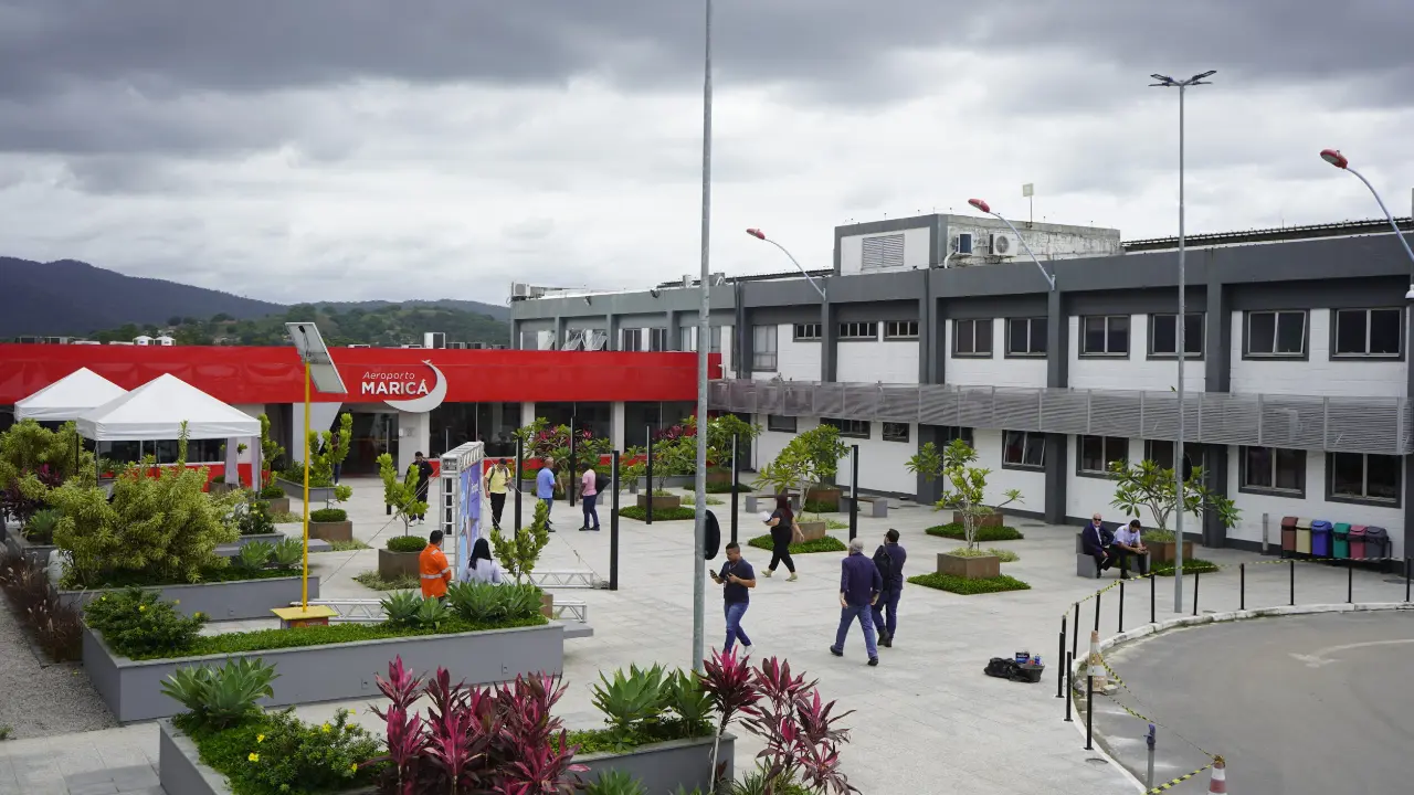 Aeroporto de Maricá tem licença de operação questionada pelo Inea Aeroporto de Maricá tem licença de operação questionada pelo Inea