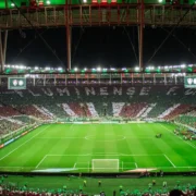 Torcida do Fluminense no Maracanã durante partida da Libertadores