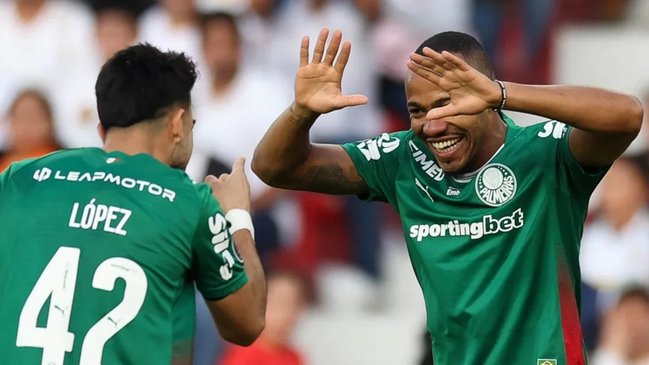 Carlos Miguel comemora classificação do Palmeiras nos pênaltis contra a LDU pela Libertadores Carlos Miguel comemora classificação do Palmeiras nos pênaltis contra a LDU pela Libertadores