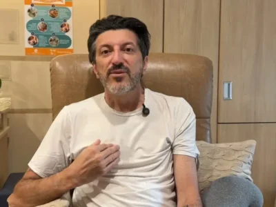 Lito Sousa em registro divulgado nas redes sociais durante tratamento de saúde