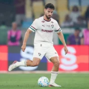 Martinelli em campo com a camisa do Fluminense antes de sua primeira convocação para a Seleção Brasileira