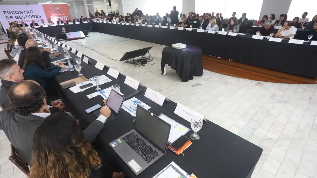 A reunião integra o acompanhamento do Plano de Metas 2026 e do planejamento de longo prazo Niterói Que Queremos 2050.