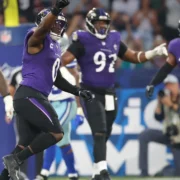 Jogador do Baltimore Ravens durante a vitória sobre o Dallas Cowboys no Maracanã