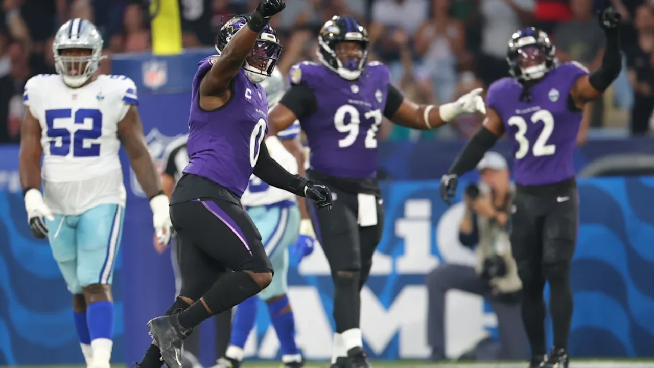 Jogador do Baltimore Ravens durante a vitória sobre o Dallas Cowboys no Maracanã