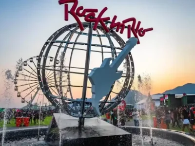 Público chega à Cidade do Rock para uma edição do Rock in Rio, no Parque Olímpico do Rio
