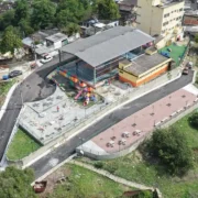 Vista aérea das obras de urbanização da Vila Ipiranga, no Fonseca, em Niterói