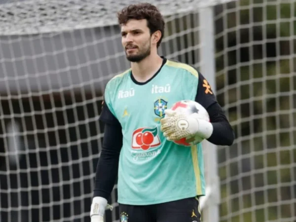 Otávio durante estreia pela Seleção Brasileira contra a Austrália em Brisbane