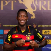 Patrick de Paula durante apresentação como reforço do Sport