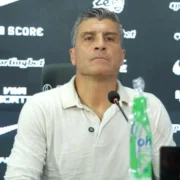 Pedro Emanuel durante partida do Vasco pela Copa do Brasil