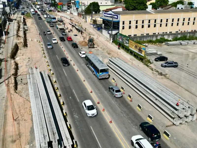 Vista aérea da Avenida 22 de Maio, em Itaboraí