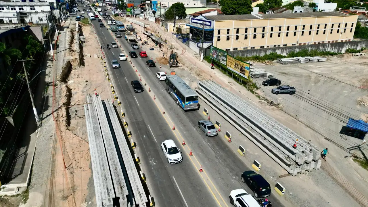 Vista aérea da Avenida 22 de Maio, em Itaboraí