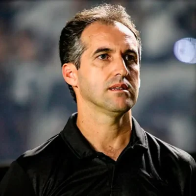 Léo Condé durante trabalho como técnico do Remo no Campeonato Brasileiro