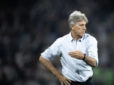 Renato Gaúcho durante passagem como treinador do Grêmio