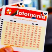 Concurso 2982 da Lotomania, com resultado dos números sorteados na quarta-feira, 30/09, bem como prêmios de todas as faixas de acerto, com análises econômicas, financeiras e lotéricas do somatório do total de apostas realizadas, com base na arrecadação da modalidade, dando a necessária transparência à destinação do dinheiro das apostas.