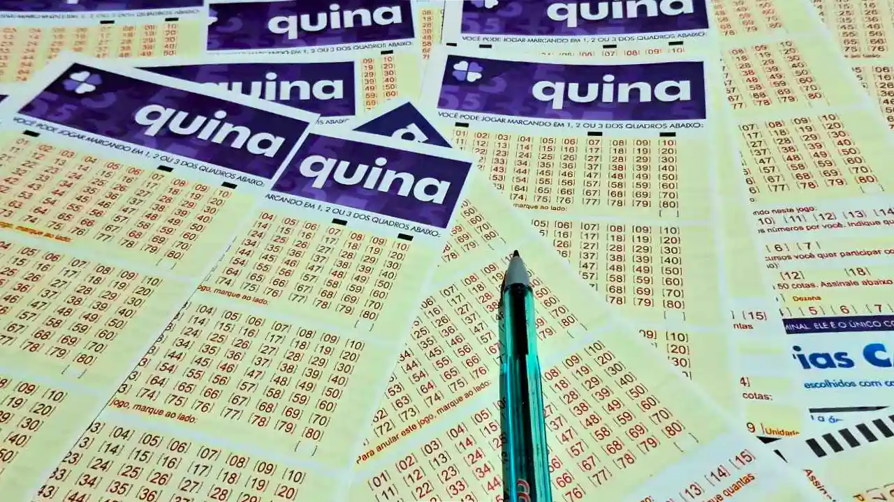 Concurso 7130 da Quina, com resultado dos números sorteados na terça-feira, 29/09, bem como prêmios de todas as faixas de acerto, além de análises econômicas, financeiras e lotéricas.